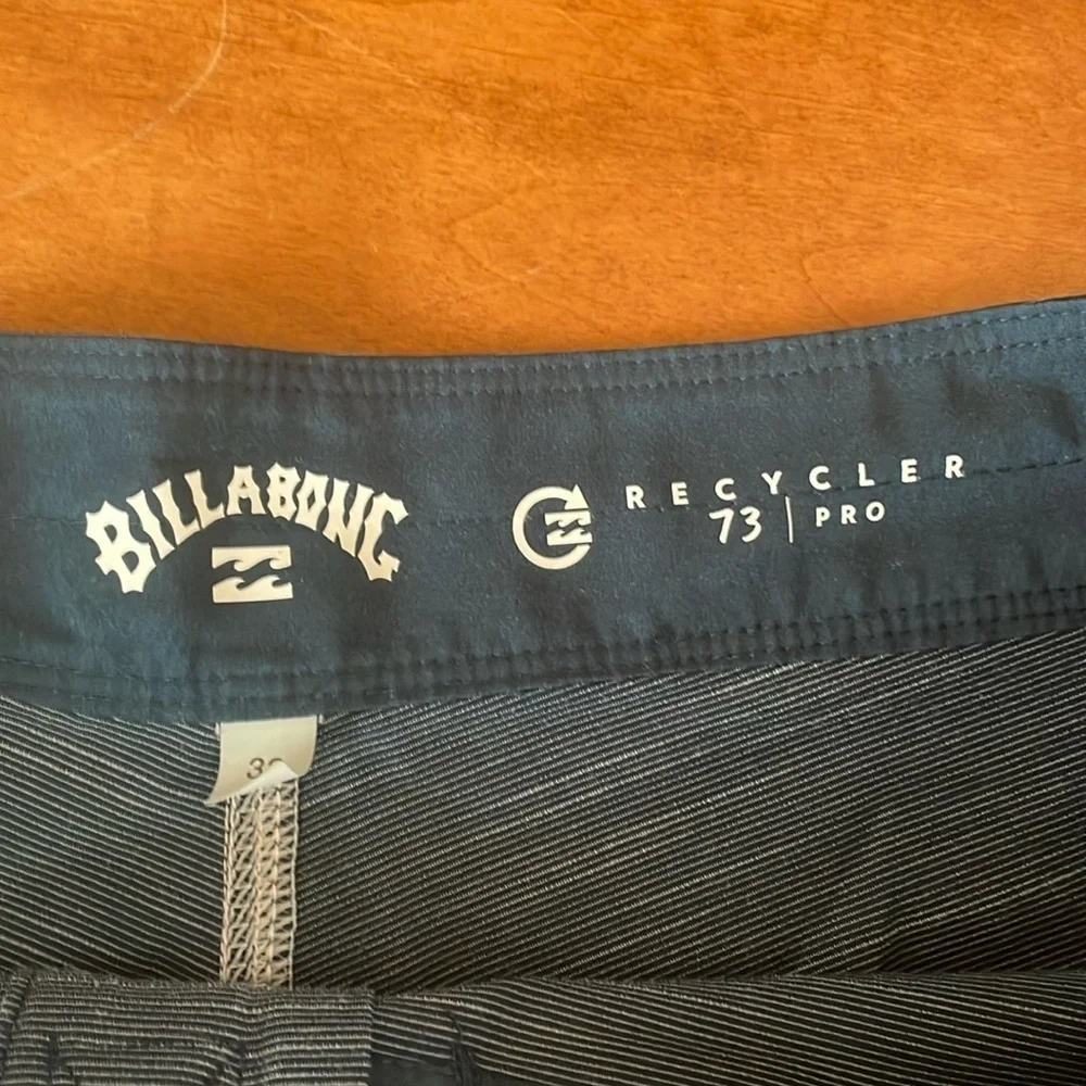 BILLABONG Recycler Board Shorts Size 33